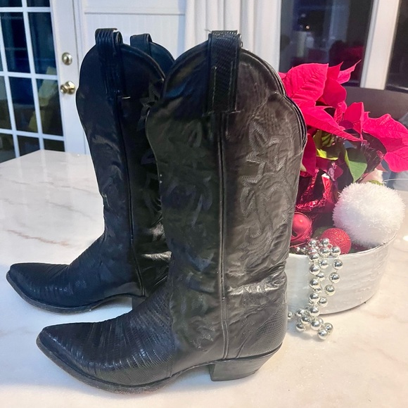 Tony Lama Black alligator skin cowboy boots - Picture 5 of 8